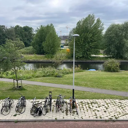 Homestay Industriele Wow! Private 35m2 Amsterdam